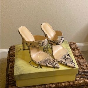 Snake skin high heels